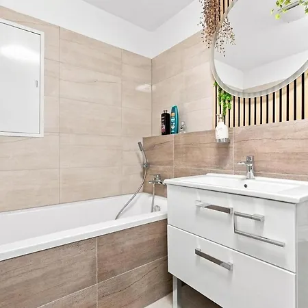 Stylish By Stadium With Balcony Apartmán Bratislava